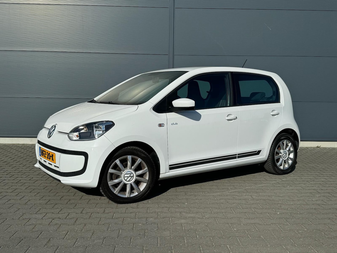 Volkswagen Up! - 1.0 club up! - AutoWereld.nl