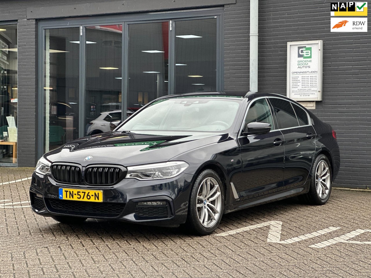 BMW 5-serie - 518d Corporate Lease High Executive/LEDER/NAVI/NL-AUTO NAP!! - AutoWereld.nl