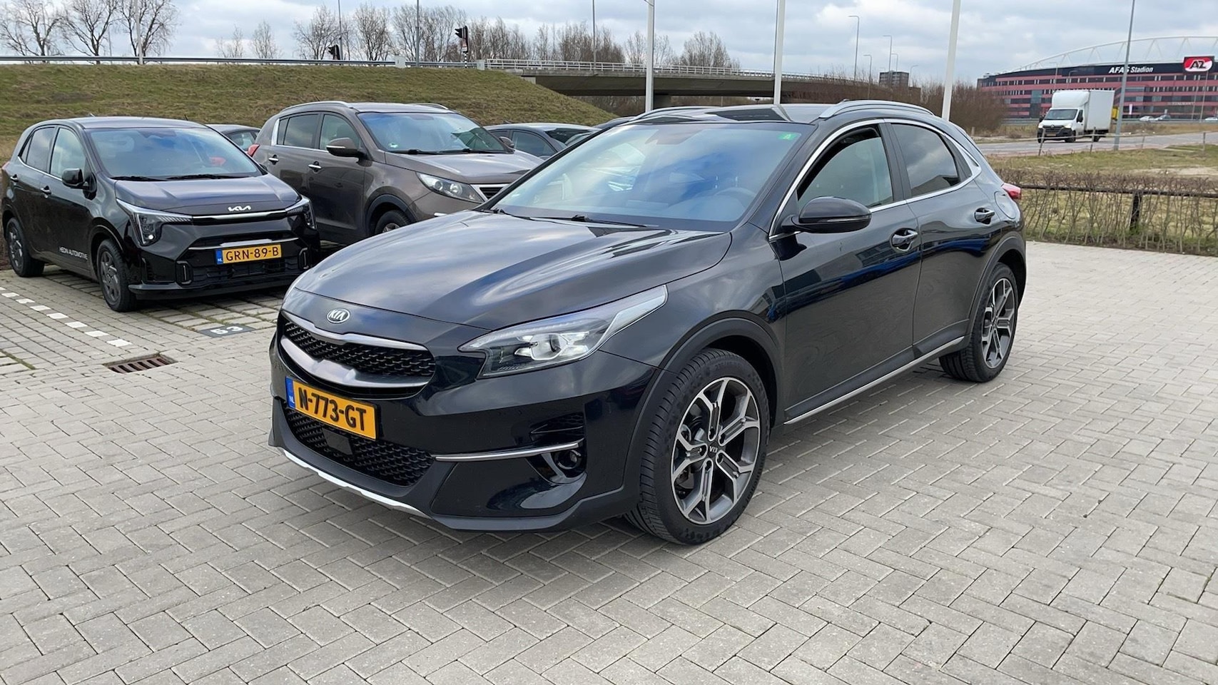 Kia XCeed - 1.5 T-GDI MHEV DynamicPlusLine | Automaat |dealer onderhouden| Navigatie | - AutoWereld.nl