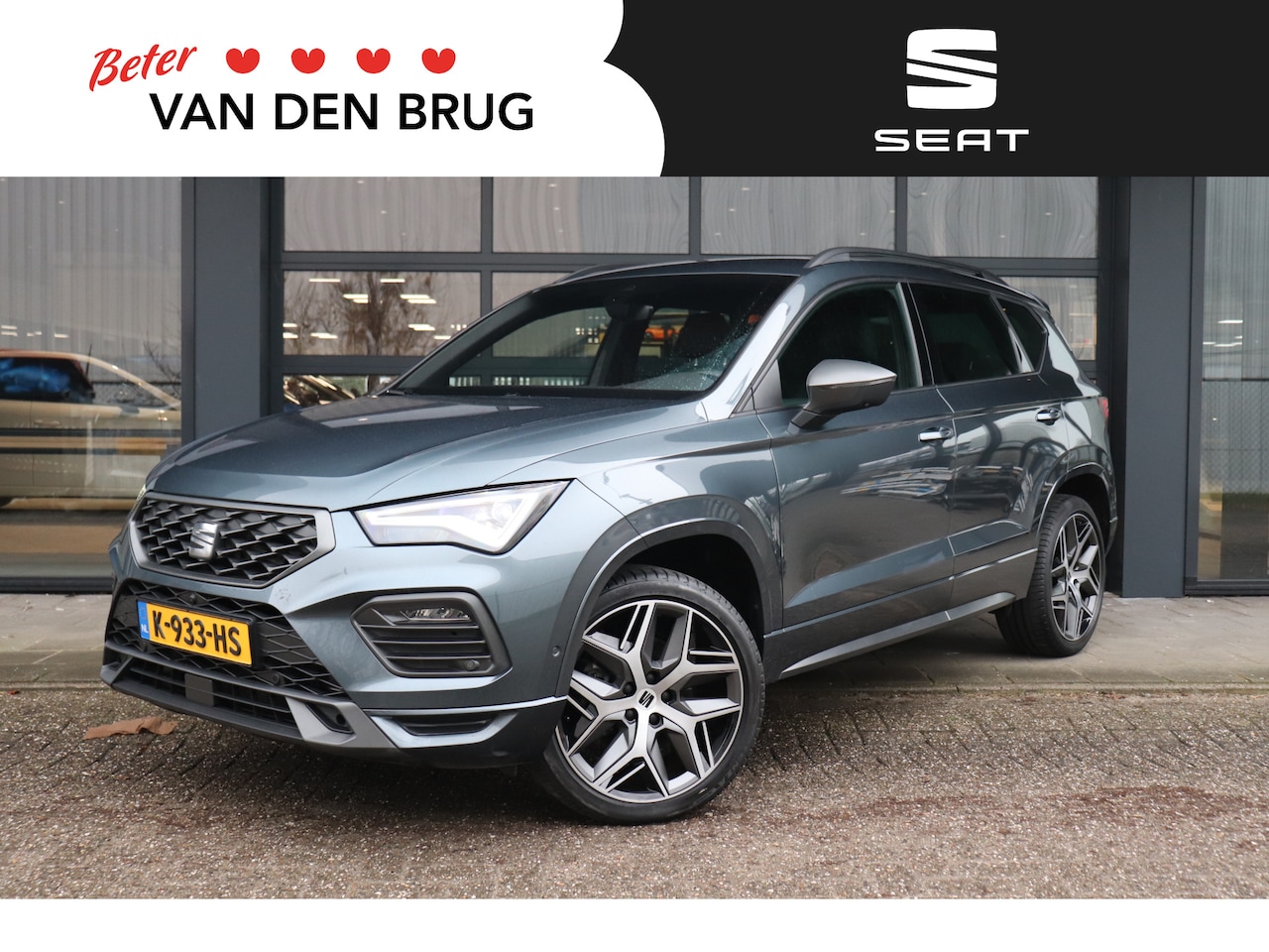 Seat Ateca - 1.5 TSI FR Business Intense | Beats audio | Trekhaak | 360 camera | Dodehoeksensor |  Stoe - AutoWereld.nl