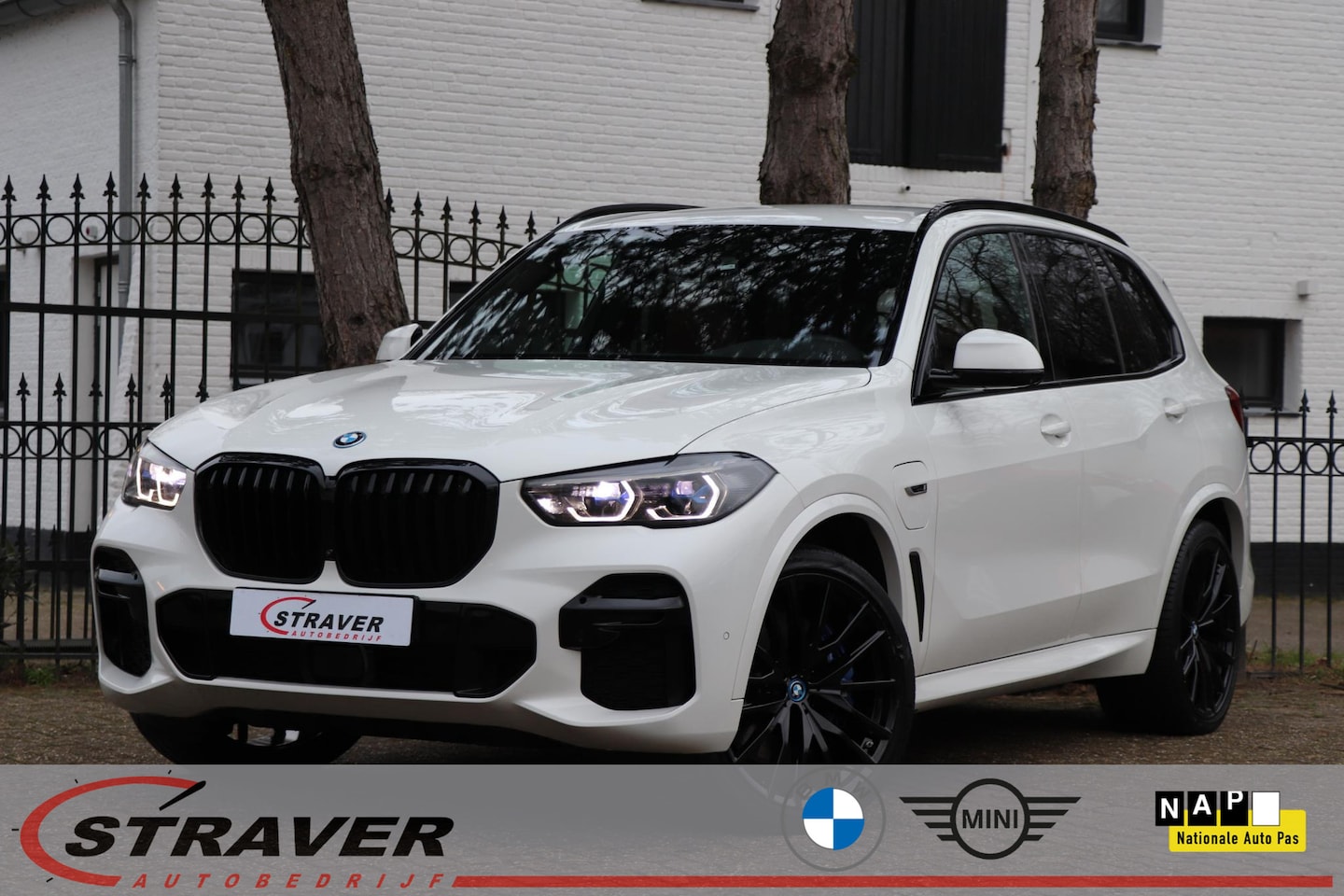 BMW X5 - xDrive45e High Executive |M-Sport |Head-up |Laser |Trekhaak - AutoWereld.nl