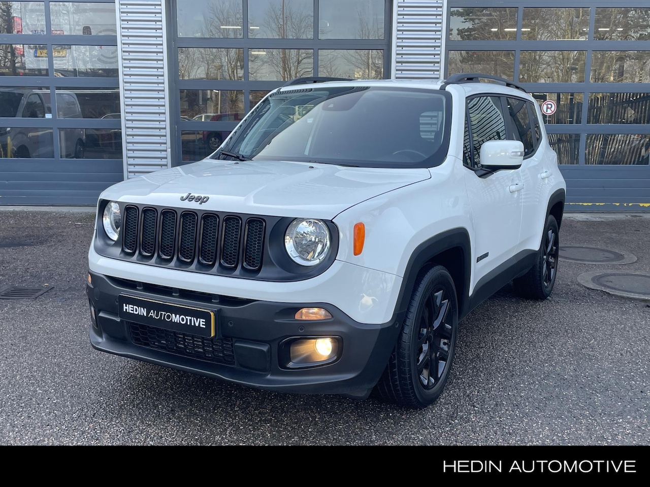 Jeep Renegade - 1.4 MultiAir Limited | Automaat | 140PK | Trekhaak - AutoWereld.nl