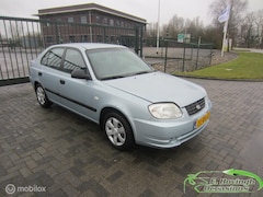 Hyundai Accent - 1.3i Active Young