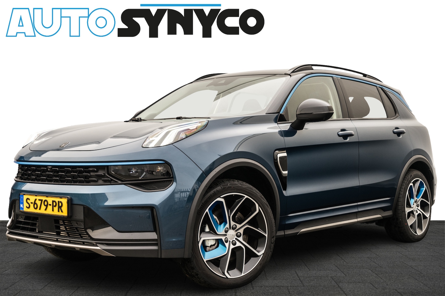 Lynk & Co 01 - 1.5 Plug-in Hybrid 262 Pk I Nw Modeljaar I Afn. Trekhaak I Panoramadak I 75 km Elektrisch - AutoWereld.nl