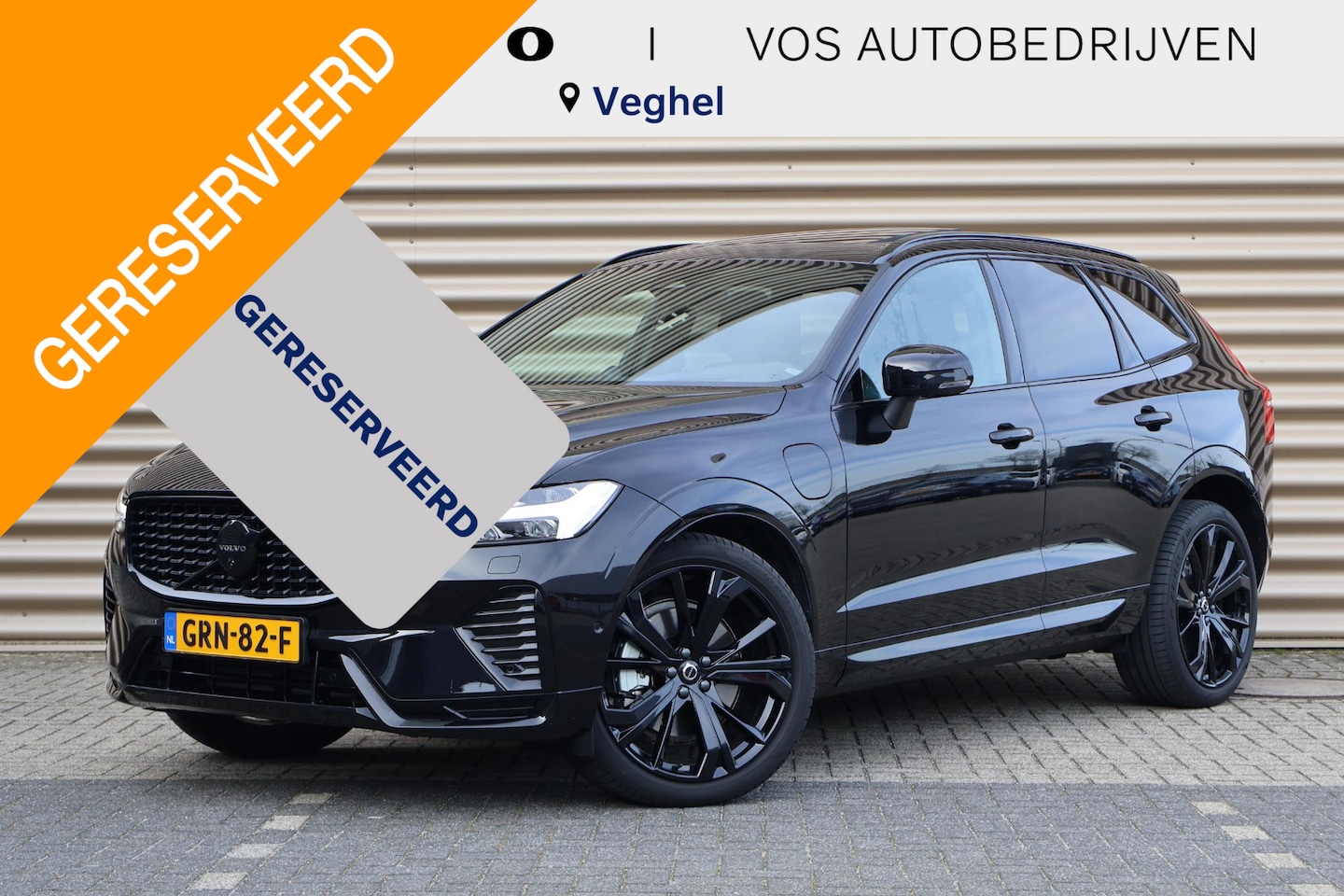 Volvo XC60 - 2.0 T8 Plug-in hybrid AWD Ultra Black Edition | Bowers & Wilkins | Luchtvering | Trekhaak - AutoWereld.nl