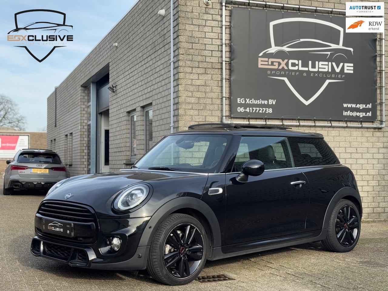 MINI Cooper - Mini 1.5 PANO/HARMON&KARDON/STOELVERWARMING/JCW PAKKET/EERSTE EIGENAAR! - AutoWereld.nl