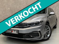 Volkswagen Passat Variant - 1.4 TSI PHEV GTE Business /Pano /Trekhaak /Camera /Keyless