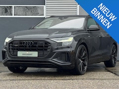 Audi Q8 - 60 TFSI e quattro Competition |Panorama dak |Soft close |HUD ||Massage stoelen |ACC