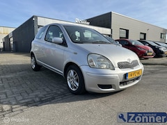 Toyota Yaris - 1.3 VVT-i Sol