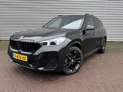 BMW X1 - sDrive18i High Executive M-Sport - alcantara - elek. trekhaak - stuurverwarming - 19inch