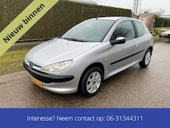 Peugeot 206 - 1.4 X-line nieuwe Apk