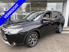 Mitsubishi Outlander - 2.0 Instyle 4WD