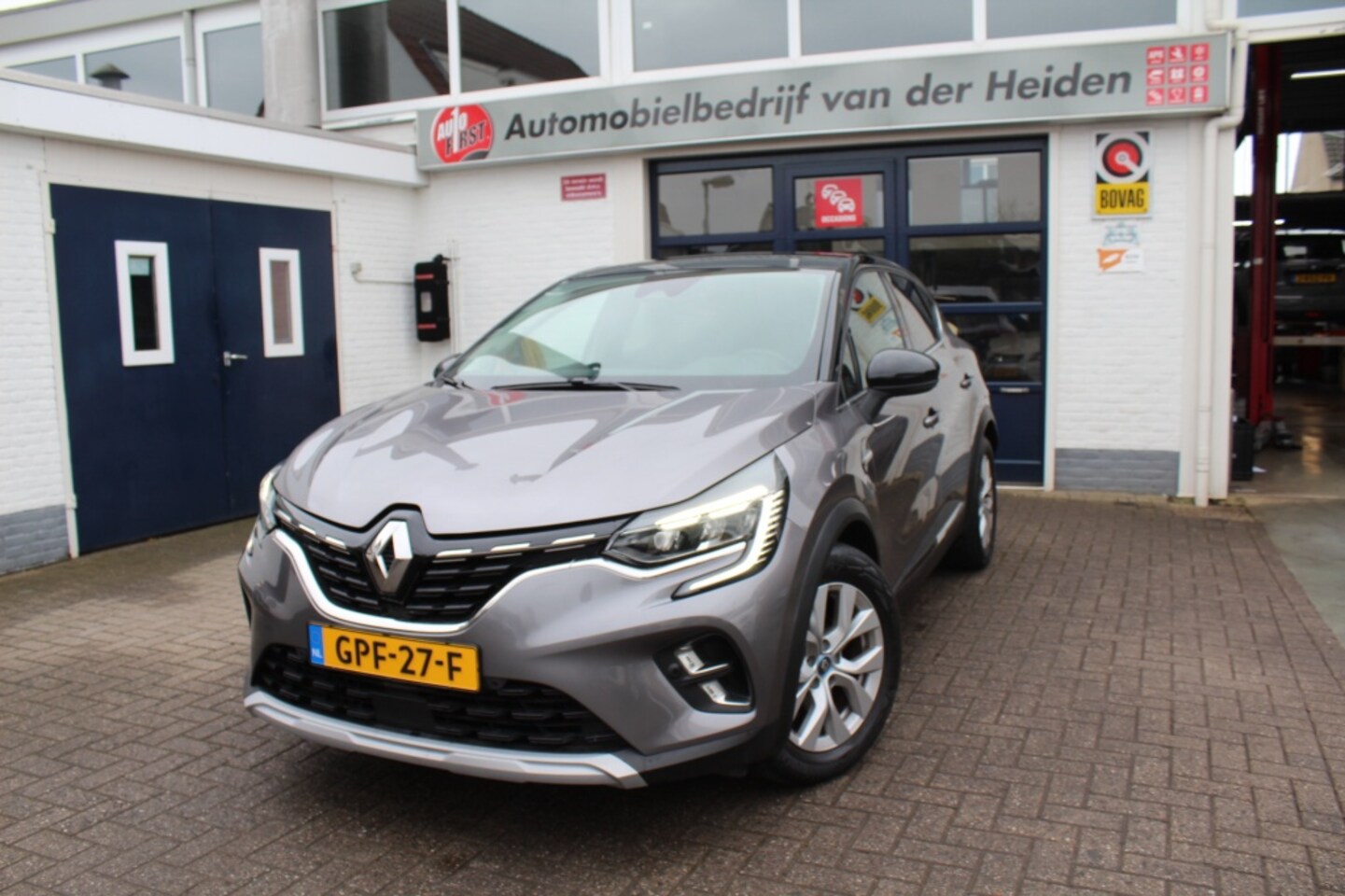 Renault Captur - 1.6 Plug in Hybride 160pk Intens - AutoWereld.nl