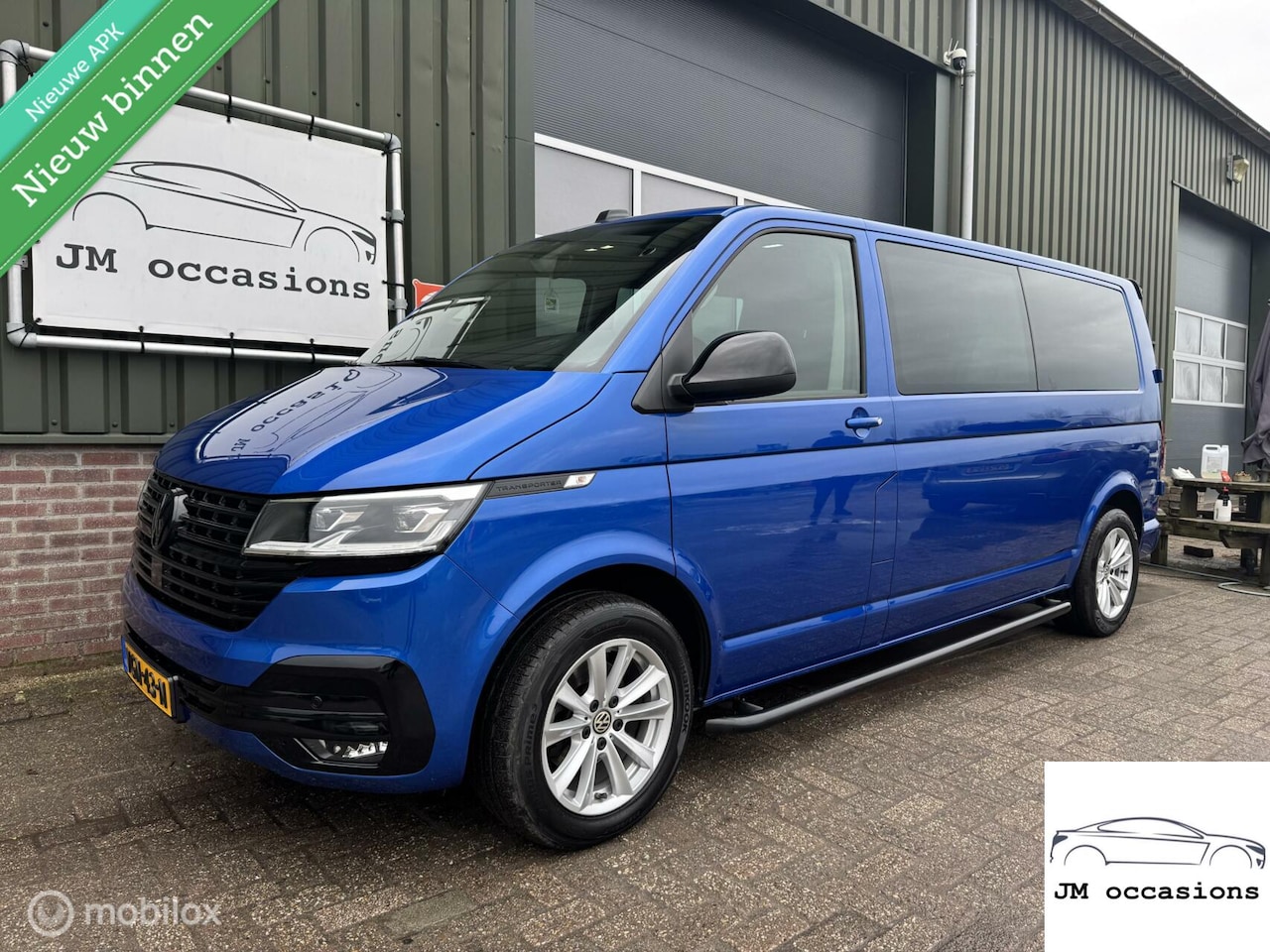 Volkswagen Transporter - 2.0 TDI L2H1 Bulli|CarPlay|Led|Leder| - AutoWereld.nl