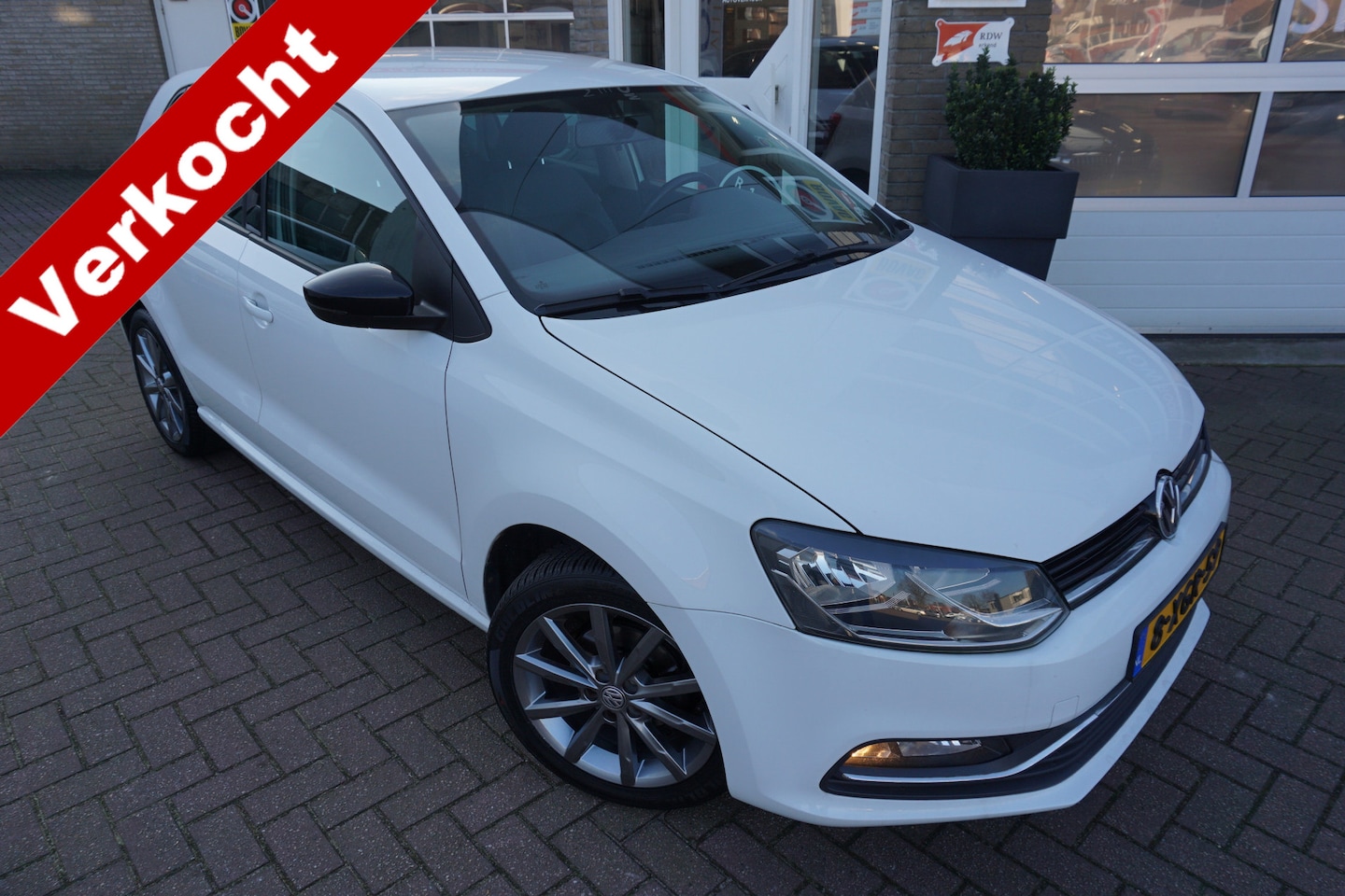 Volkswagen Polo - 1.0I First Edition - AutoWereld.nl