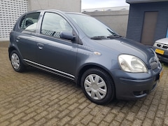 Toyota Yaris - 1.3 VVT-i Terra