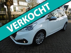 Peugeot 208 - 1.2 Executive 110pk 1e eig. 89.000km Navi Panorama PDC