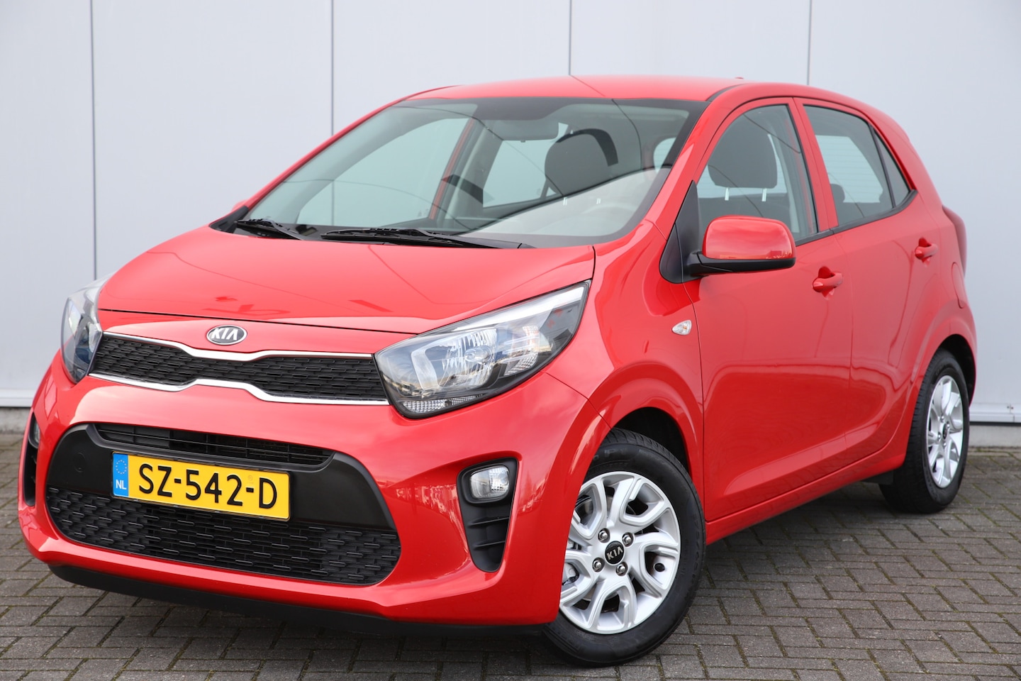 Kia Picanto - 1.0 CVVT ComfortPlusLine Navigator Airco | Camera | Apple Carplay/ Android Auto | 5 Deurs - AutoWereld.nl