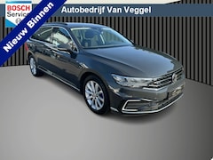 Volkswagen Passat - 1.4 TSI PHEV GTE virtual cockpit, trekhaak, navi, clima