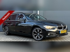 BMW 3-serie Touring - 318d Centennial High Executive Trekhaak/LED