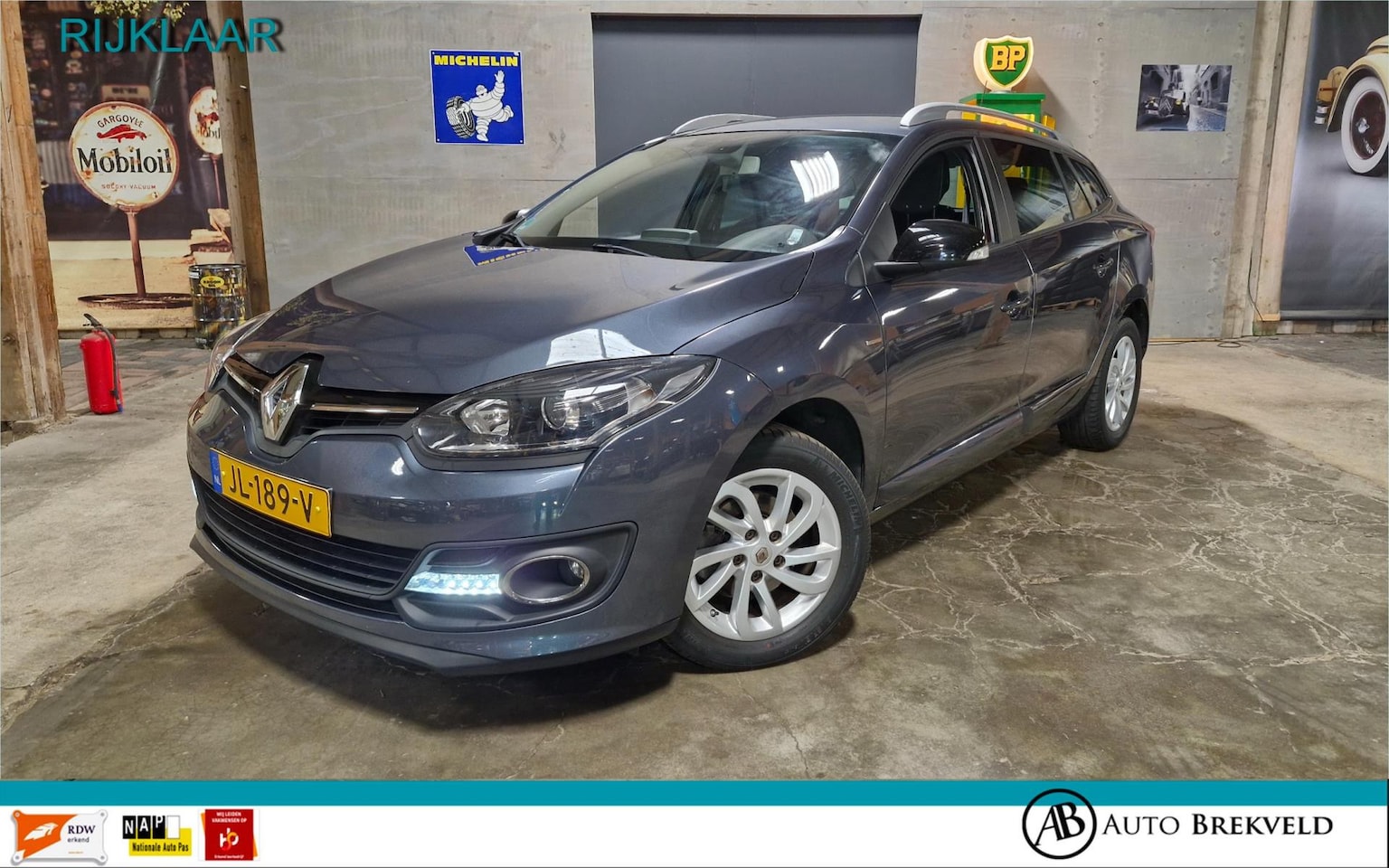 Renault Mégane Estate - 1.2 TCe Limited 116PK | Rijklaar | PDC | Cruise | Navi | Clima | LMV | NAP - AutoWereld.nl