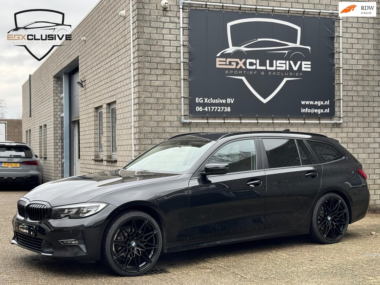 BMW 3-serie Touring - 318i High Executive LED|LEDER|ACC|LANEASSIST|APPLE CARPLAY - AutoWereld.nl