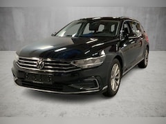 Volkswagen Passat Variant - GTE 1.4 TSI PHEV 218PK | Panodak | Vol Leer | Head-up | Keyless Go & Entry | Camera | Virt