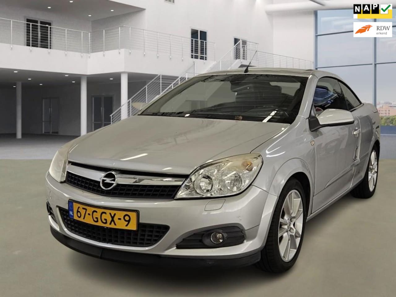 Opel Astra TwinTop - 1.8 Temptation KEYLESS/LEDER/NAV (zie tekst) - AutoWereld.nl