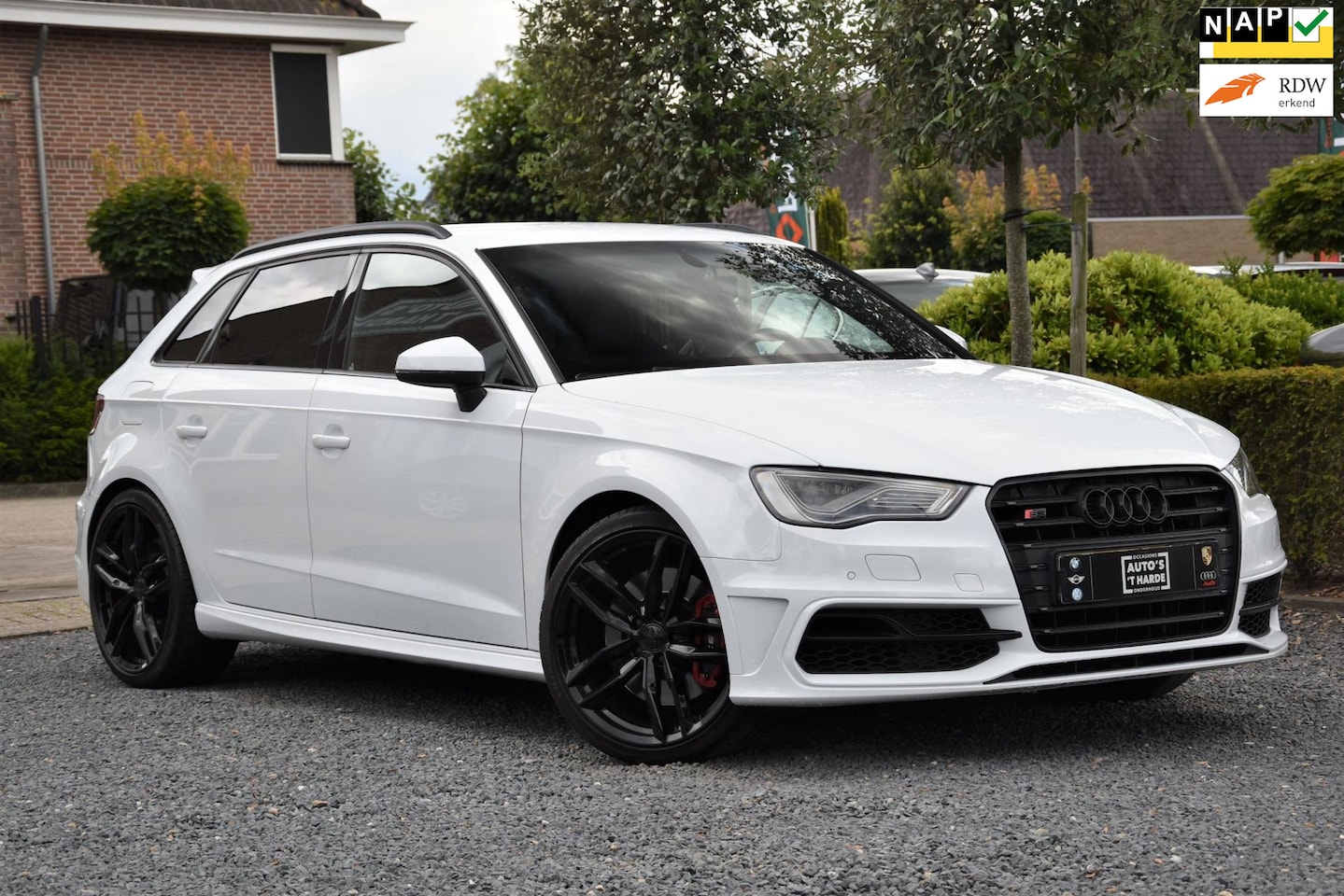 Audi S3 - Sportback 2.0 TFSI Quattro Pro Line + 365 PK LED Camera B&O 19'' - AutoWereld.nl