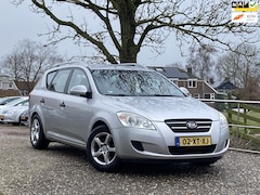 Kia Cee'd Sporty Wagon - 1.6 X-tra | Met Airco Nu € 2.975,