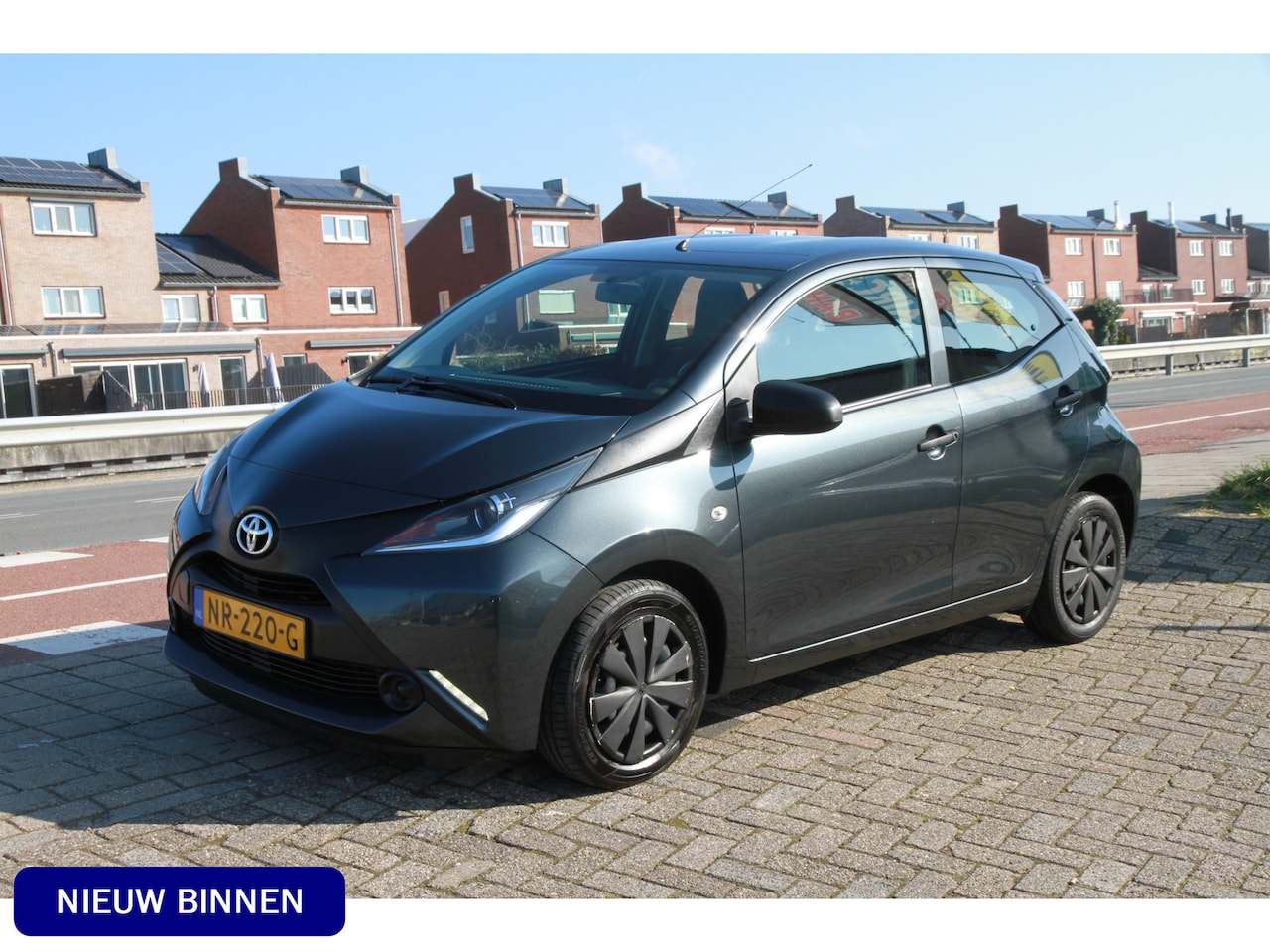 Toyota Aygo - 1.0 VVT-i x-fun 1.0 VVT-i x-fun - AutoWereld.nl