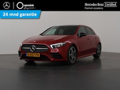 Mercedes-Benz A-klasse - 180 AMG Line | Panoramadak | Achteruitrijcamera | Lederen bekleding | Stoelverwarming | Sf