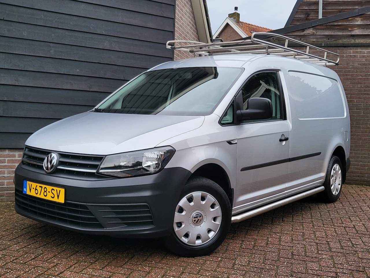 Volkswagen Caddy Maxi - 2.0 TDI L2H1 BMT Maxi/Trekhaak/CruiseControl/N.A.P. - AutoWereld.nl