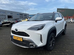 Toyota Yaris Cross - 1.5 Hybrid Explore | Navigatie | Keyless | Stoelverwarming | NL-auto | All-weather banden