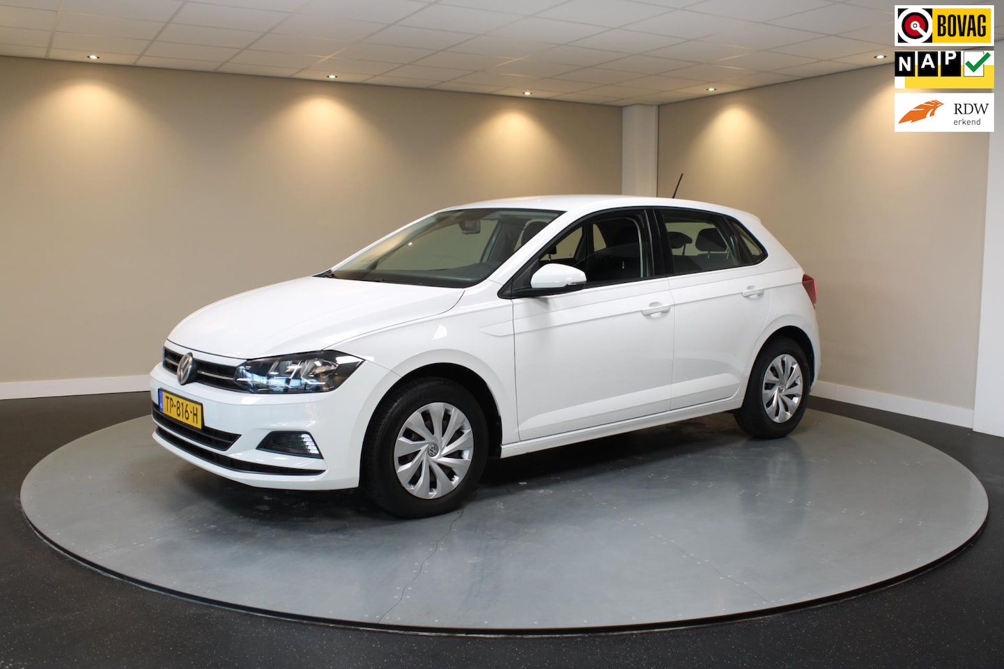 Volkswagen Polo - 1.0 TSI Comfortline *Stoelverwarming* APK 08-2026! - AutoWereld.nl