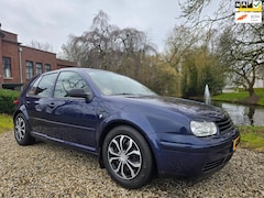 Volkswagen Golf - 1.6-16V Oxford