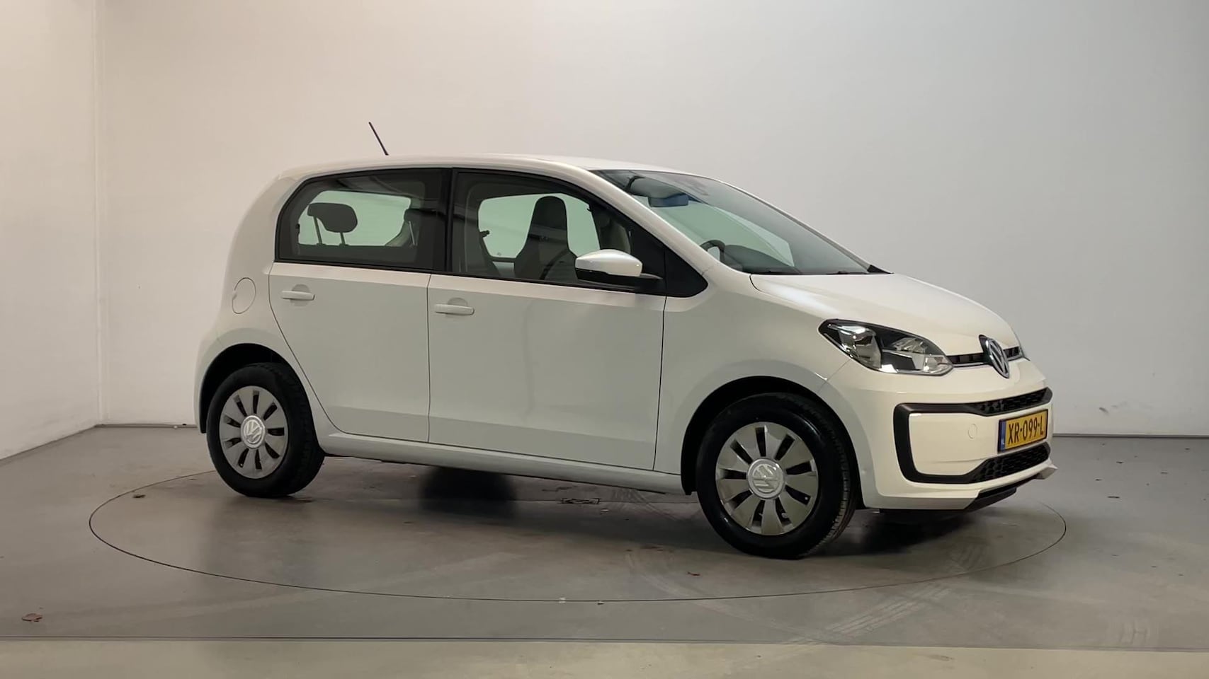 Volkswagen Up! - 1.0 BMT move up! Airco LED DAB+ Elektrische ramen - AutoWereld.nl