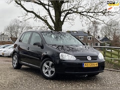 Volkswagen Golf - 1.6 Trendline | met Clima + Cruise nu €3.975,