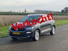 Volkswagen T-Roc - 1.0 TSI Style Business /Pano/Digi Dash/NL/Clima/Navi/Carplay/Camera/