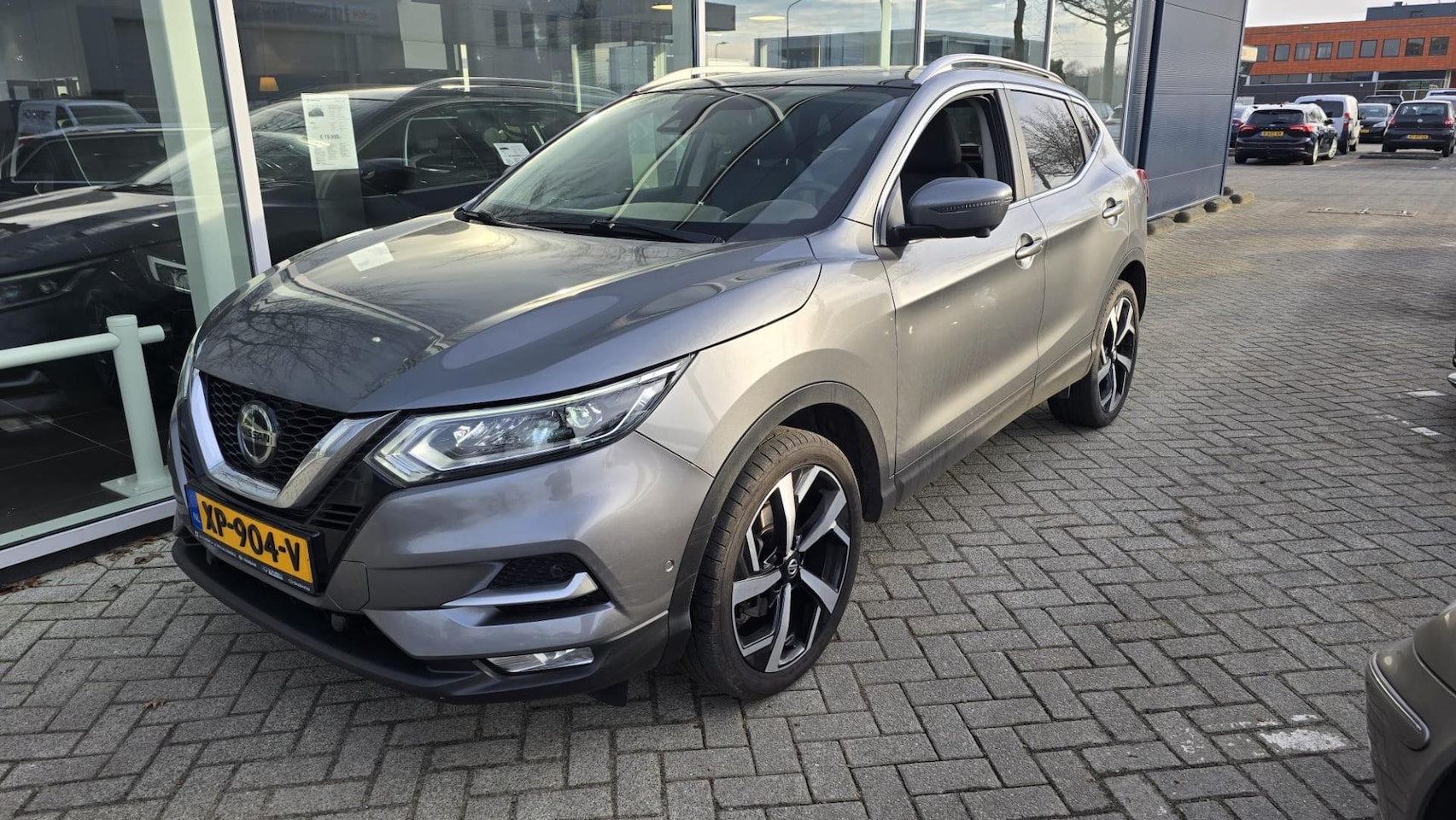 Nissan Qashqai - 1.2 Tekna |1e eigenaar|NL Auto|Luxe|Pano|Leer| - AutoWereld.nl