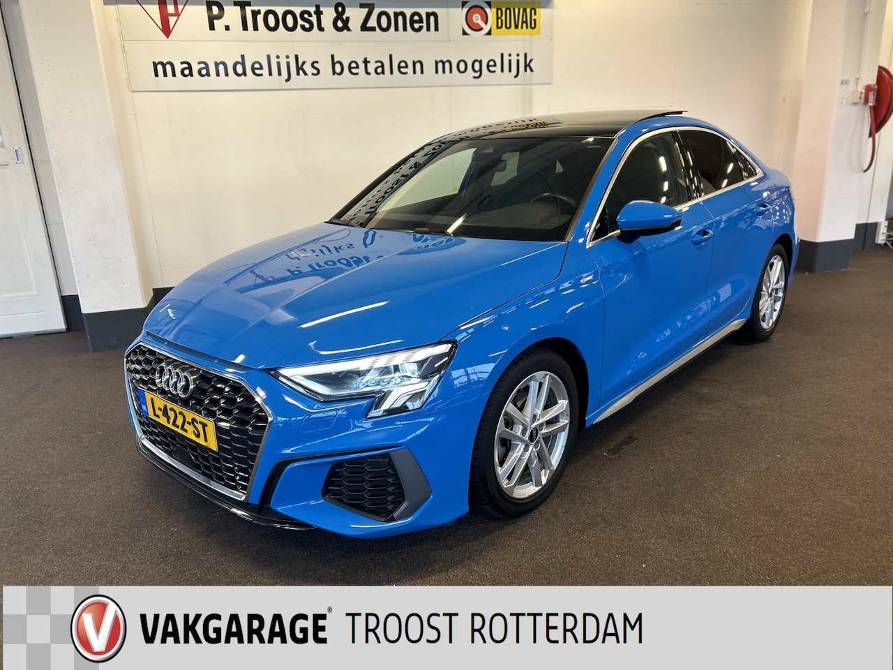 Audi A3 Limousine - 30 TFSI 3X S-Line | Panoramadak | Digital dashboard | Cruise control | Climate control | N - AutoWereld.nl