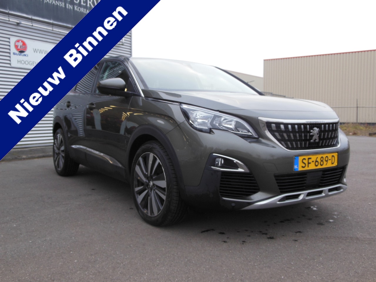 Peugeot 3008 - 1.2 PureTech Blue Lease Premium Staat in Hoogeveen - AutoWereld.nl