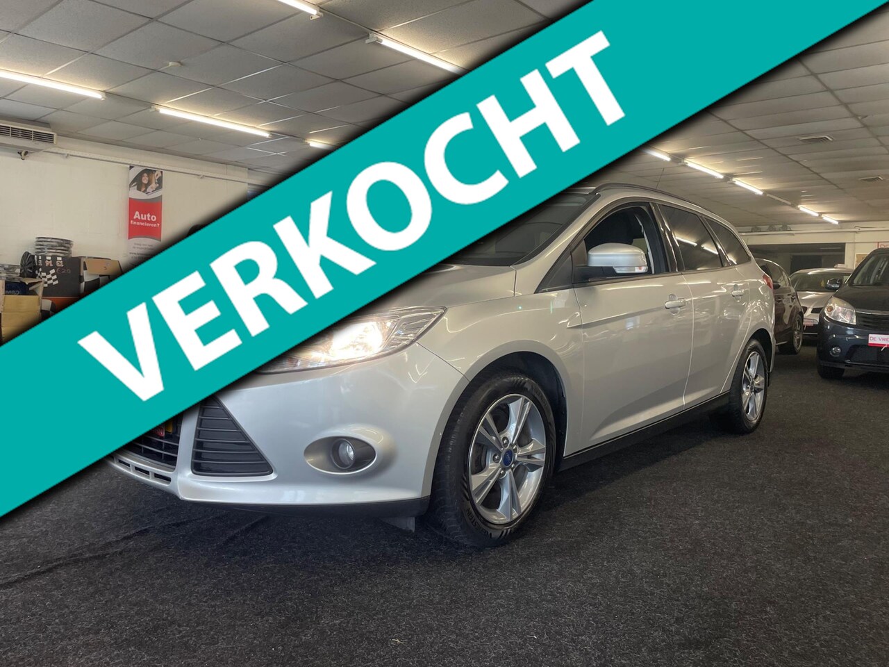 Ford Focus Wagon - 1.0 EcoBoost Titanium. Climate control, nwe apk, prksensoren, BT en veel meer! - AutoWereld.nl