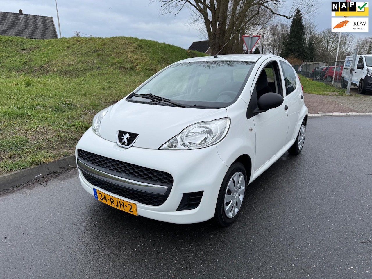 Peugeot 107 - 1.0-12V XR 5 Drs NAP logisch APK nieuw - AutoWereld.nl