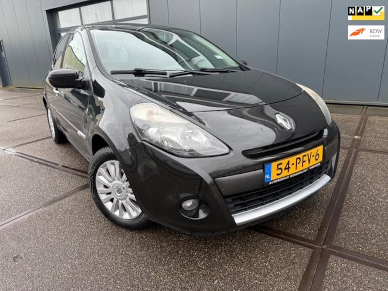 Renault Clio - 1.2 TCe Collection - Airco - NW banden - Apk - AutoWereld.nl