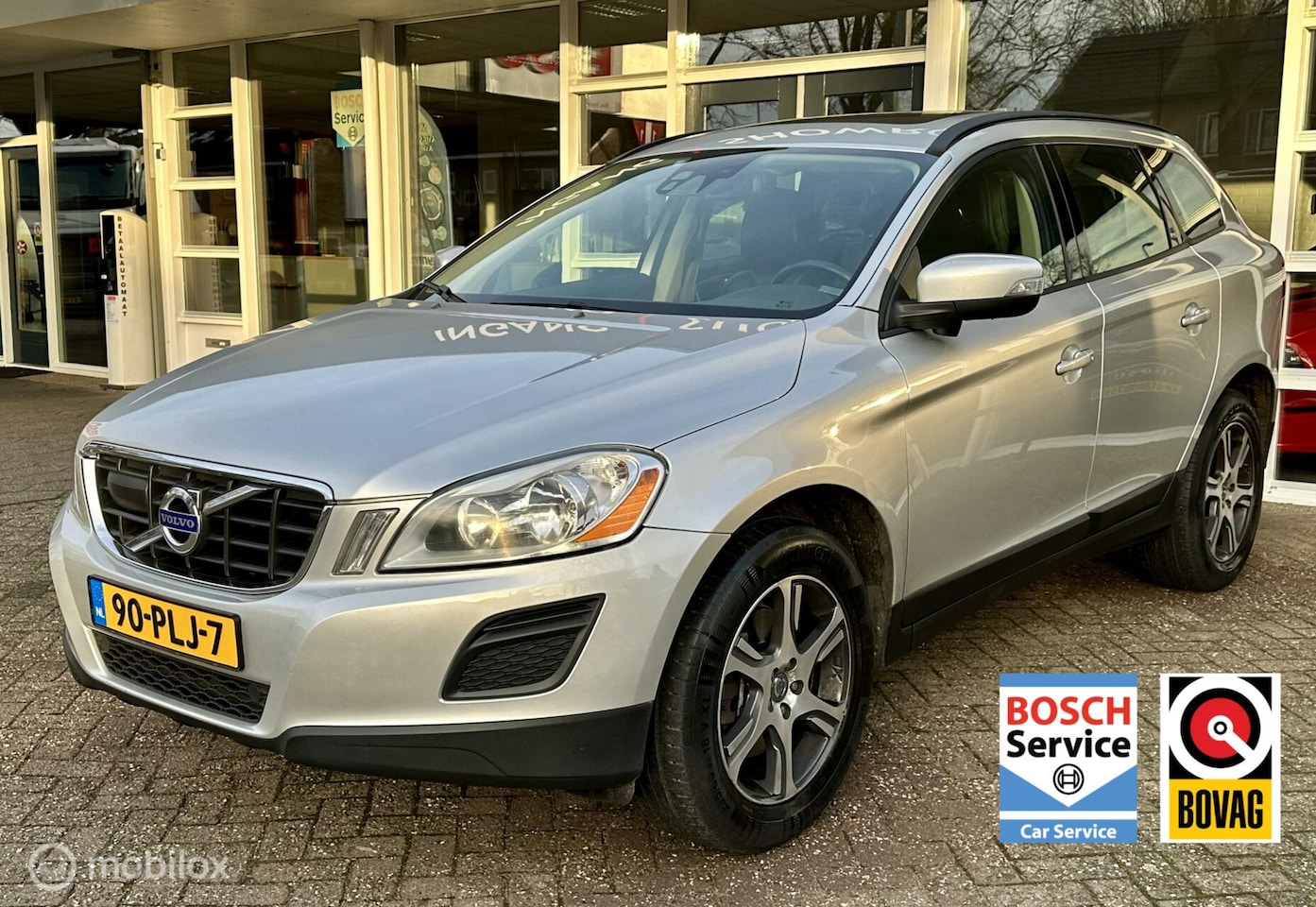 Volvo XC60 - 2.0T Summum Climat, Leer, Navi, Bluetooth, Pdc, LM.. - AutoWereld.nl