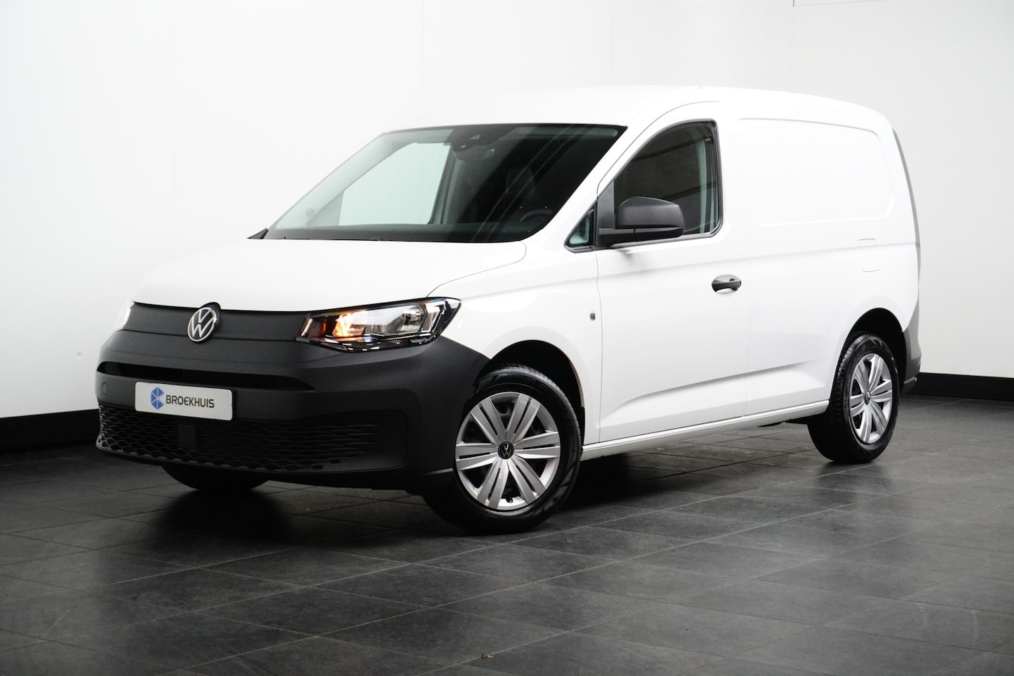 Volkswagen Caddy Cargo - 1.5 TSI 115pk DSG | Achteruitrijcamera | Stoelverwarming | Trekhaak | - AutoWereld.nl