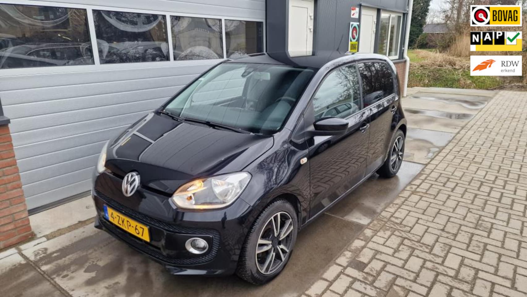 Volkswagen Up! - 1.0 move up! BlueMotion Navigatie | LM velgen | Nwe APK - AutoWereld.nl