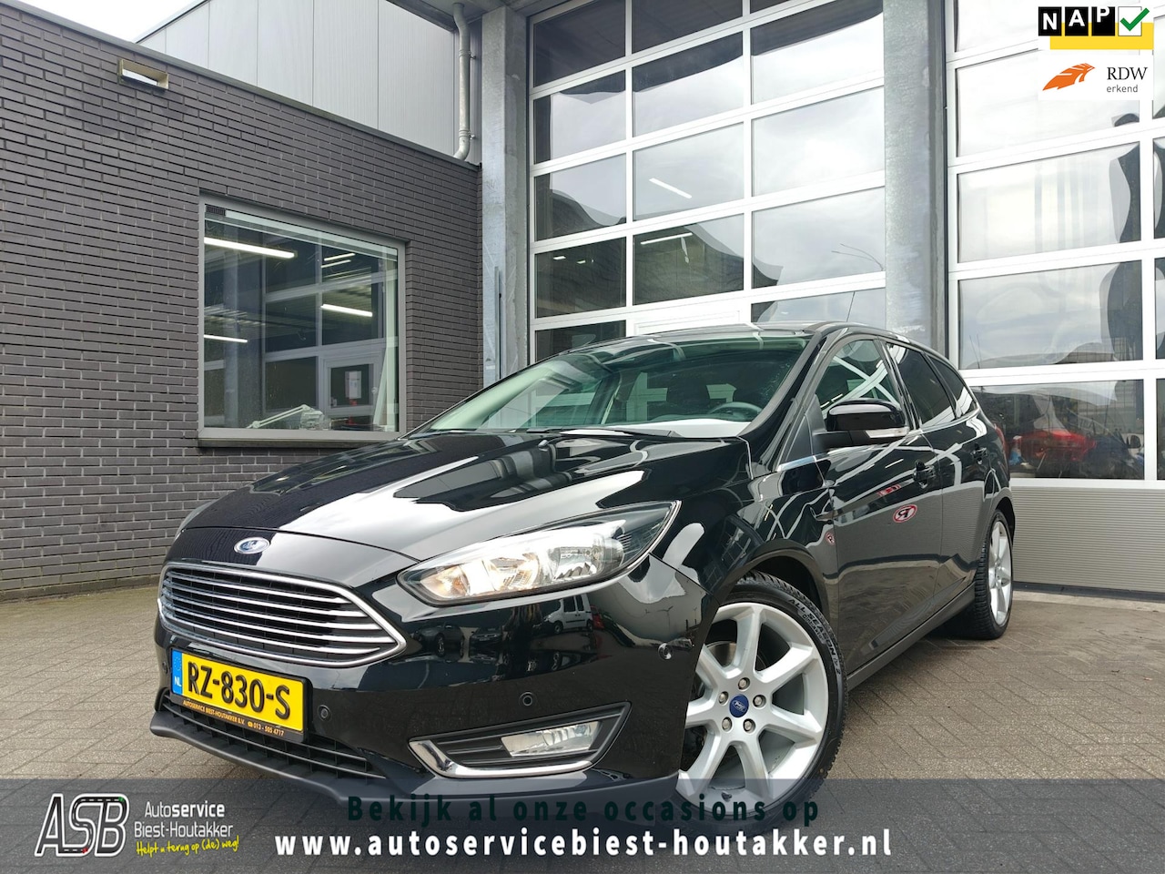 Ford Focus Wagon - 1.0 Titanium Edition | Keyless | Trekhaak | Navi| Cruise | Climate Control | Sensoren Rond - AutoWereld.nl