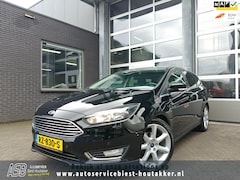 Ford Focus Wagon - 1.0 Titanium Edition | Keyless | Trekhaak | Navi| Cruise | Climate Control | Sensoren Rond